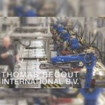 Thomas Regout werkt voortdurend aan hoge machinebeschikbaarheid, korte omsteltijden, hoge mate van automatisering en efficiënte processen.