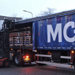 Hoekman RVS hoeft geen bestelbon per e-mail meer te sturen om ervoor te zorgen dat de blauwe vrachtwagen van MCB de bestelde platen brengt.