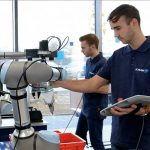In het CoLab applicatiecentrum zijn twaalf industriële robots en cobots beschikbaar voor het vinden van specifieke automatiseringsoplossingen.