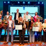 De winnaars van de EZK Energie Award ontvingen hun prijs met de bijbehorende cheque tijdens het EZK Energie Event.