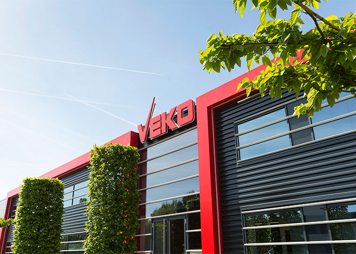 Veko Lightsystems is al 50 jaar pionier in prefab aluminium lijnverlichting.